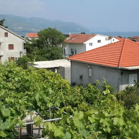 With Parking Space Orebic, Peljesac - 4522 オレビック